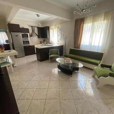 Konstan'Shouse Apartment Mytilene Exterior photo
