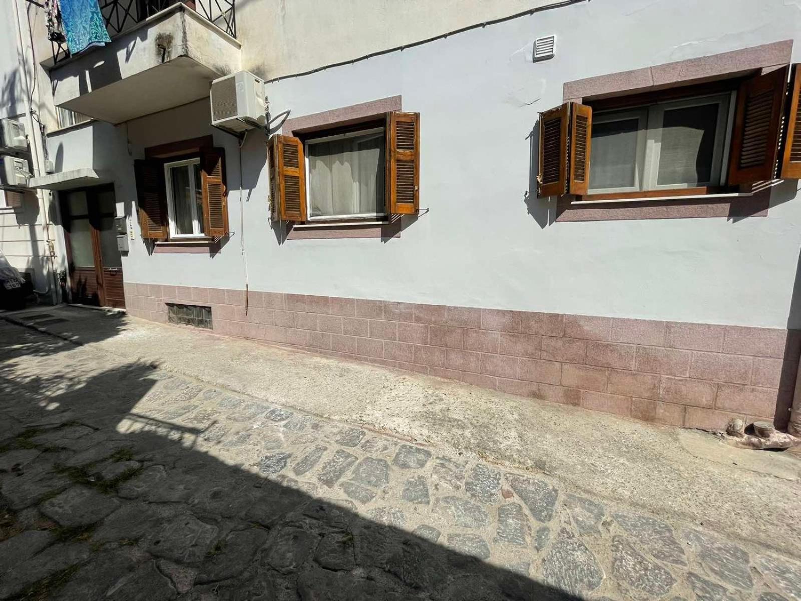 Konstan'Shouse Apartment Mytilene Exterior photo
